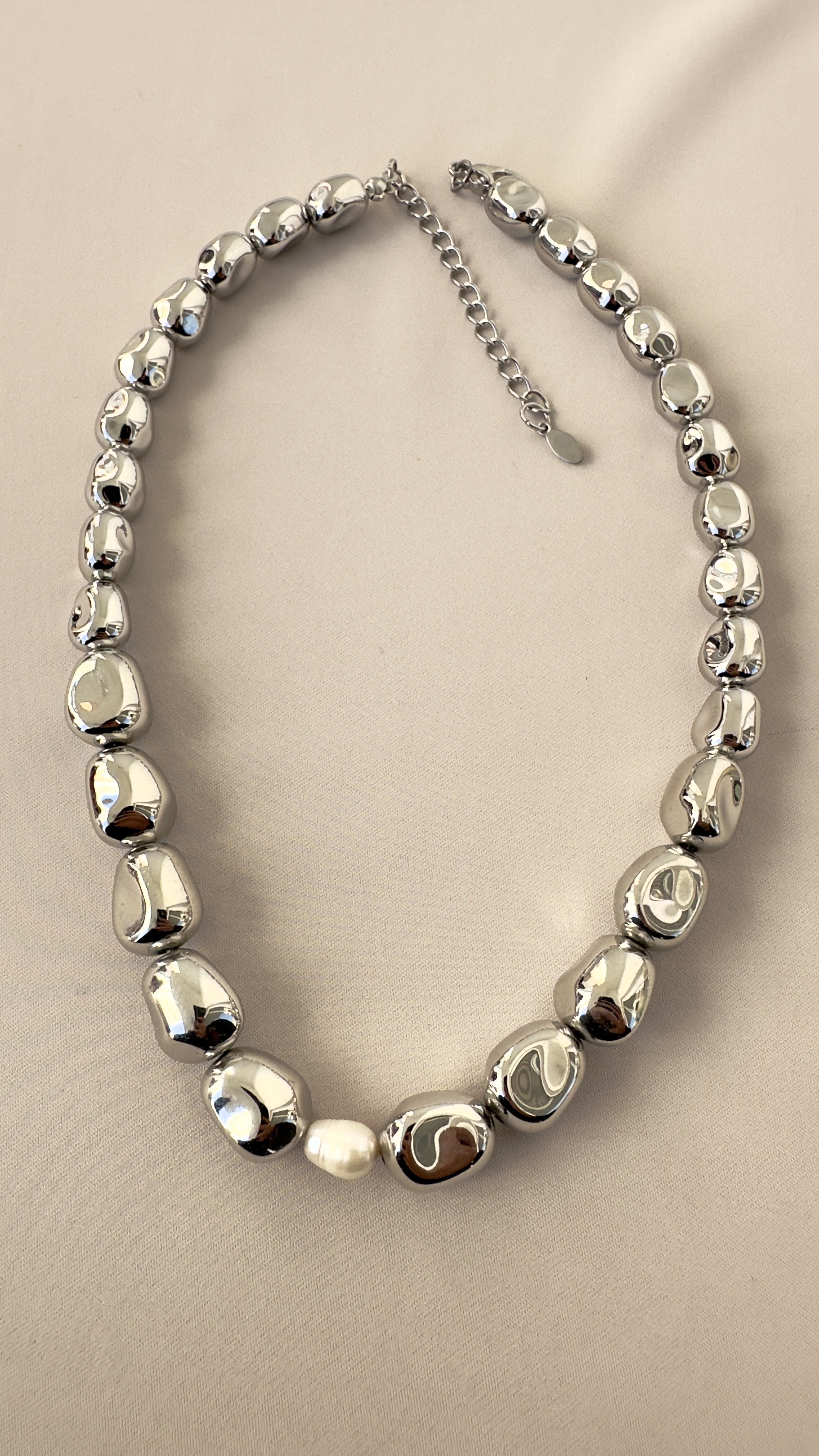 Ezme İnci Ortalı Silver Kolye