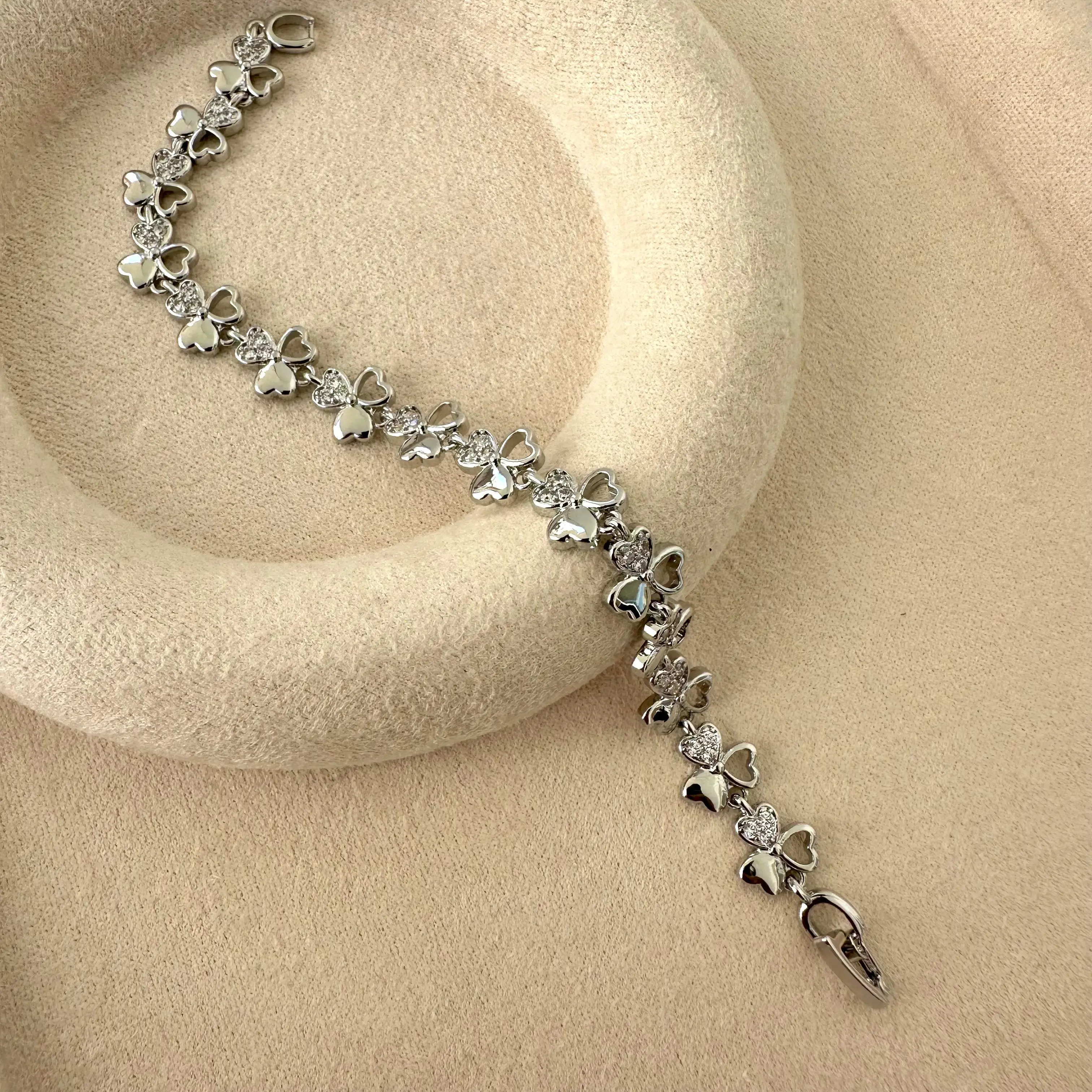 GY0055 Silver Çiçek Sıralı Bileklik