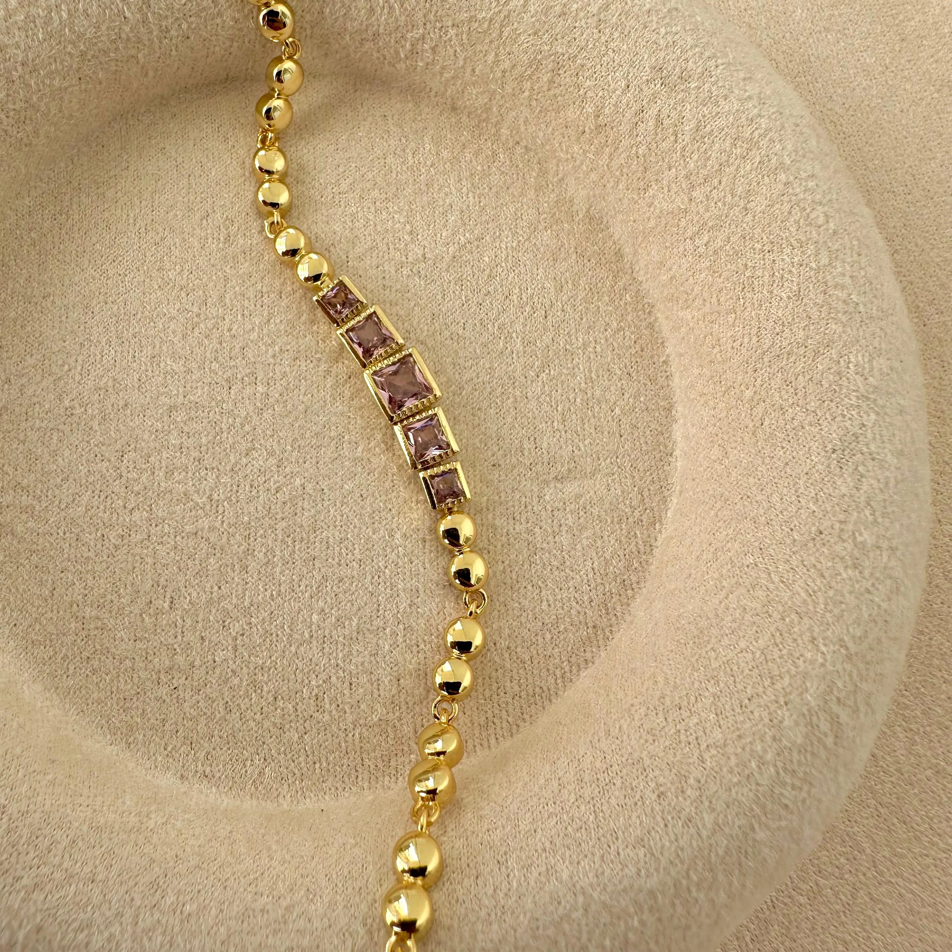 GY0068 Gold Pembe Kare Taş Sıralı Bileklik