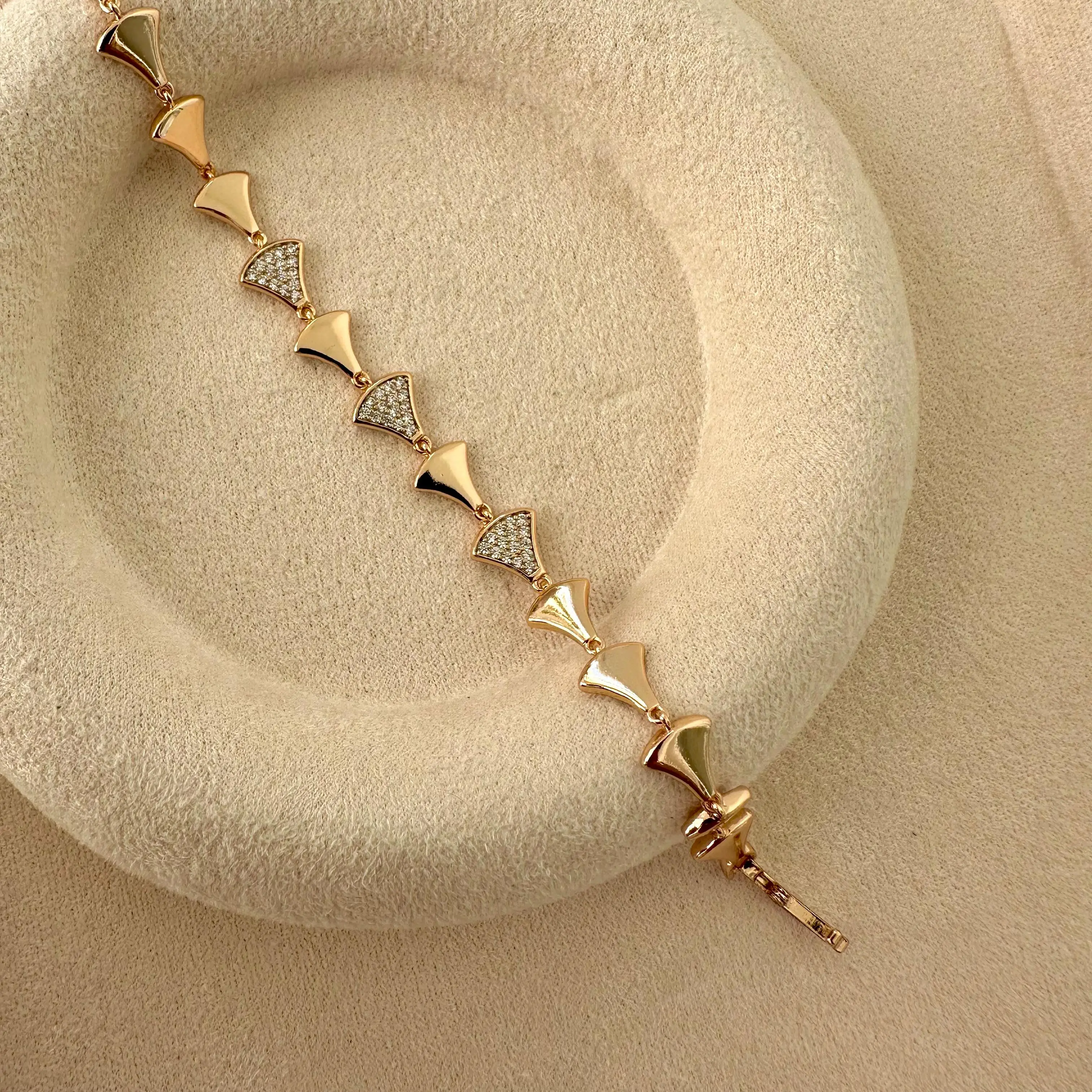 GY0077 Rose Gold Taşlı Bileklik