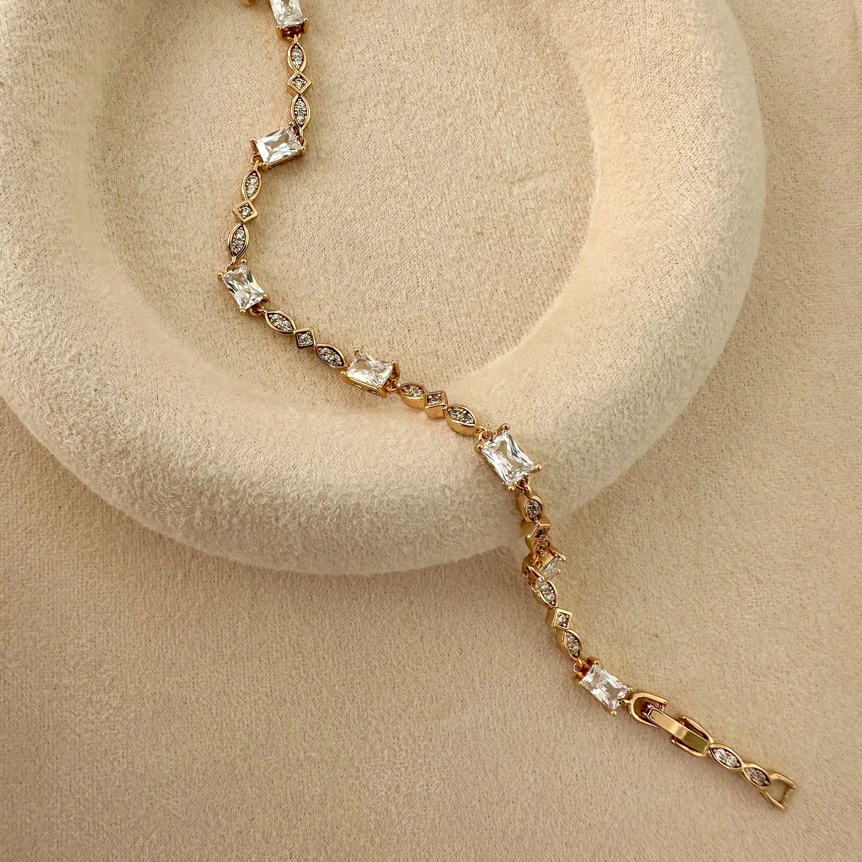 GY0084 Rose Gold Taşlı Bileklik