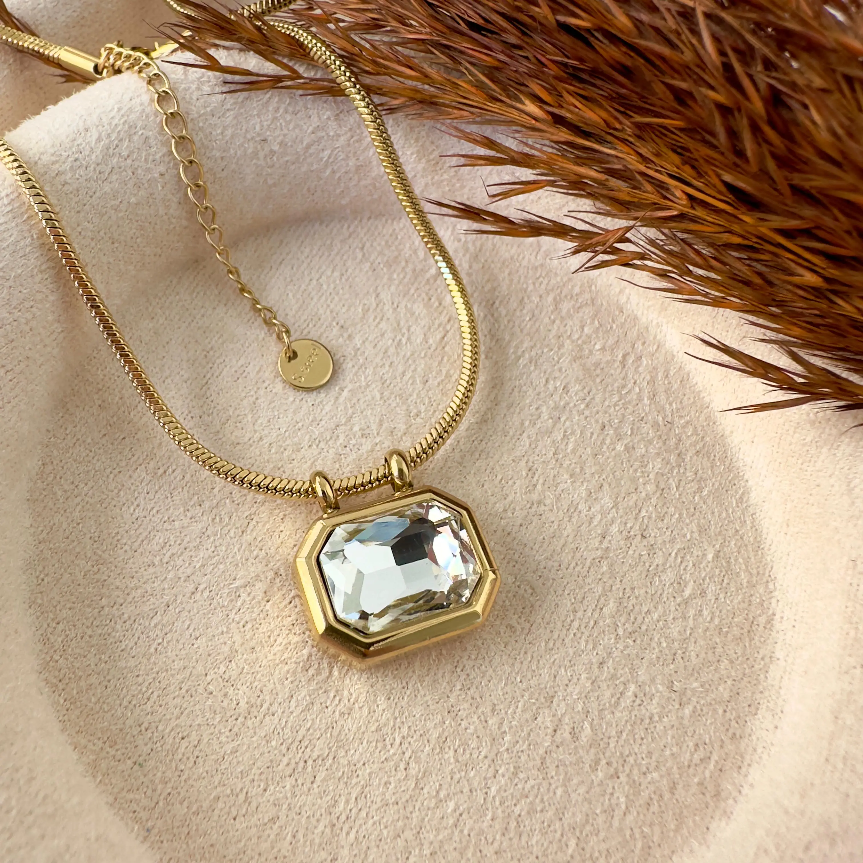 GY0084 Gold Büyük Tek Taş Kolye
