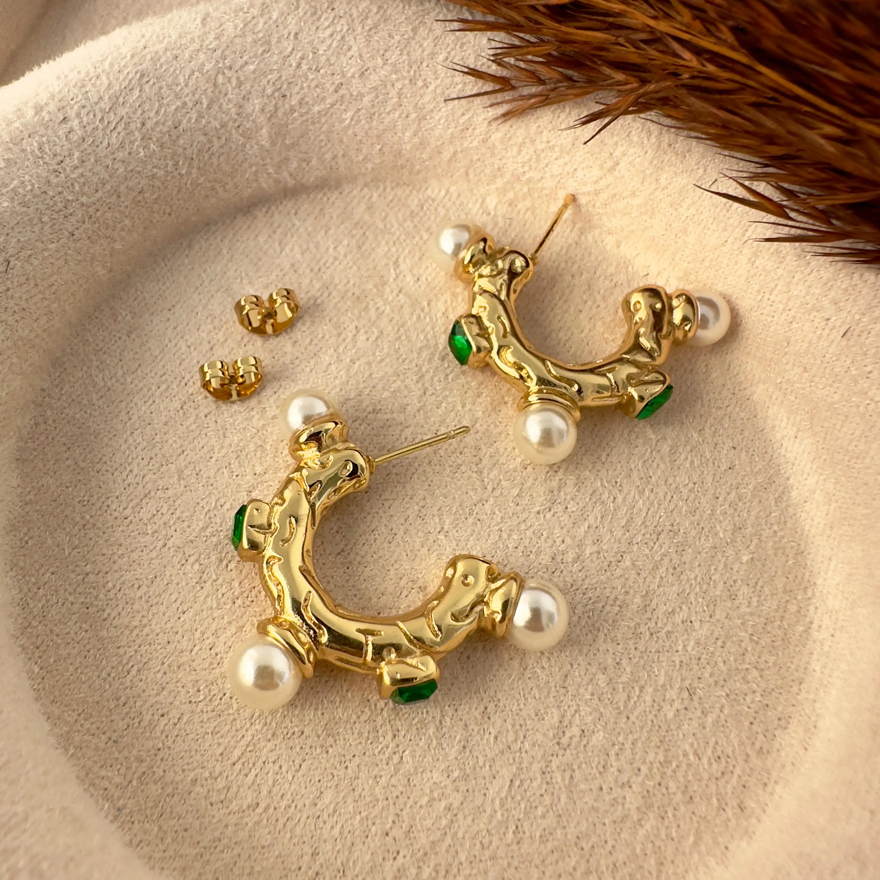 GY0024 Gold Yeşil Taşlı Halka Küpe