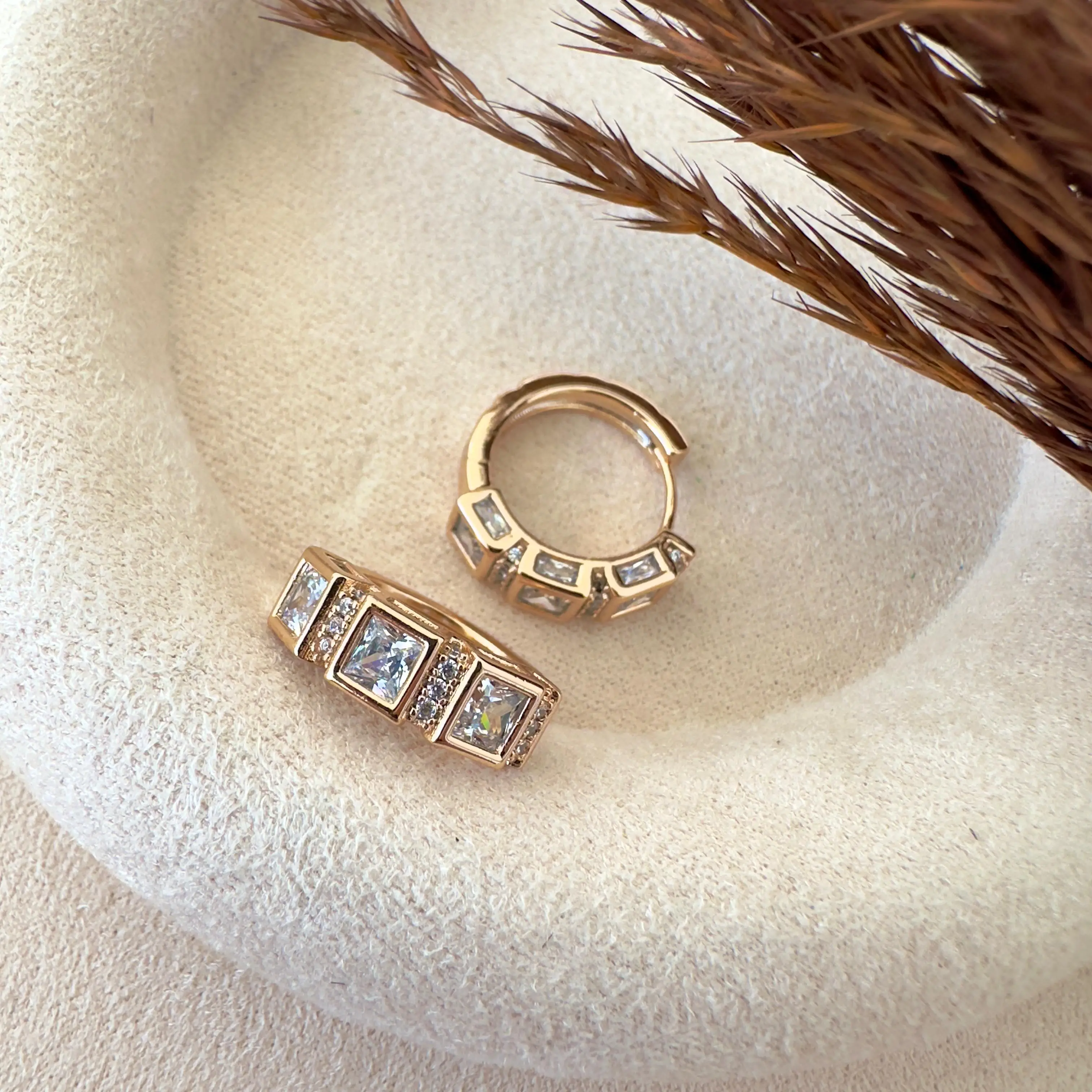 GY0107 Rose Gold Taşlı Halka Küpe