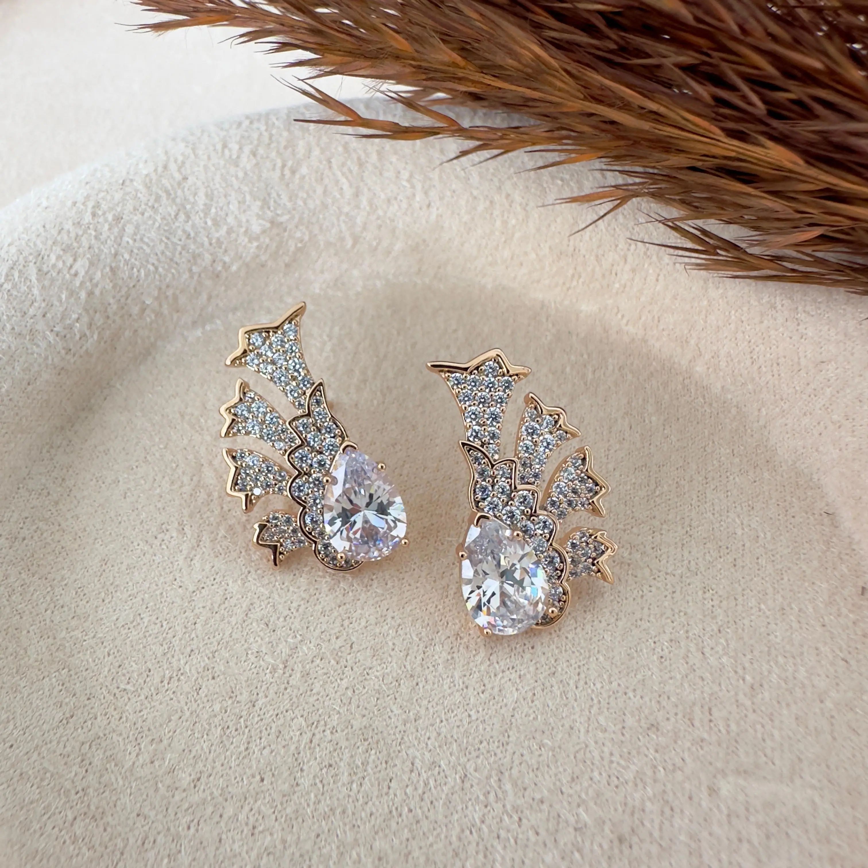 GY0114 Rose Gold Taşlı Küpe