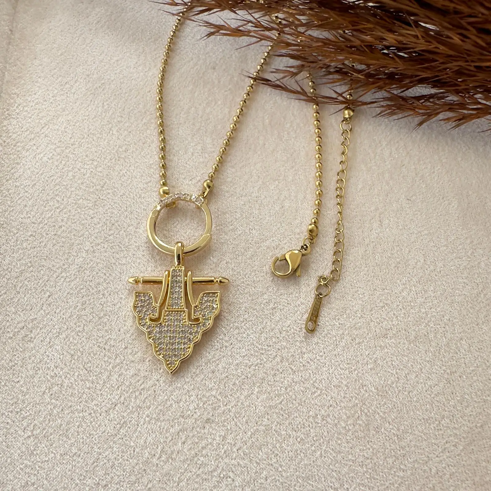 GY0125 Gold Taş Detay Tasarım Kolye