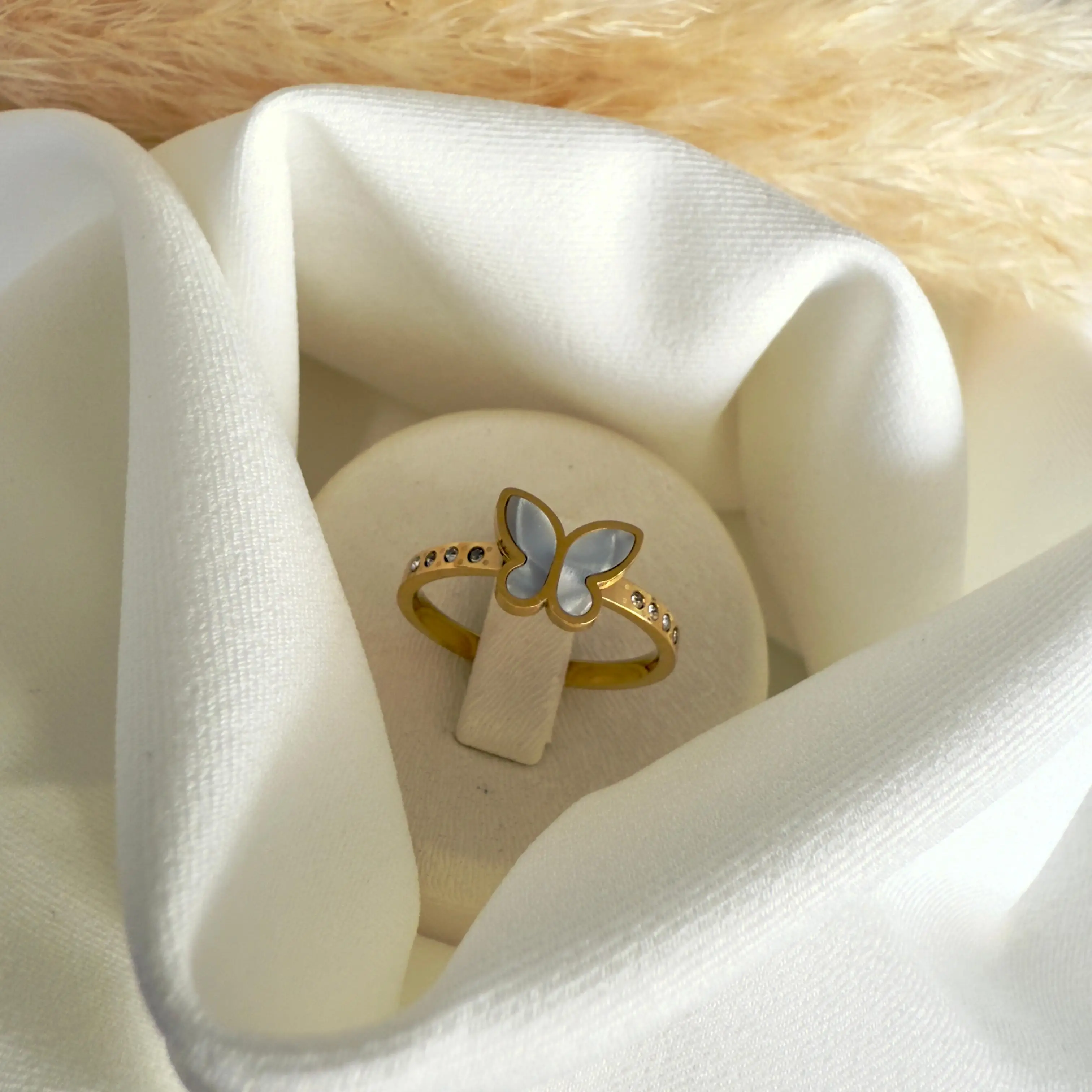 GY0082 Gold Taşlı Kelebek Yüzük